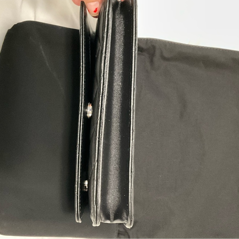 Chanel black wallet on chain Lambskin & Silver-Tone Metal
Black - Picture 6 of 12